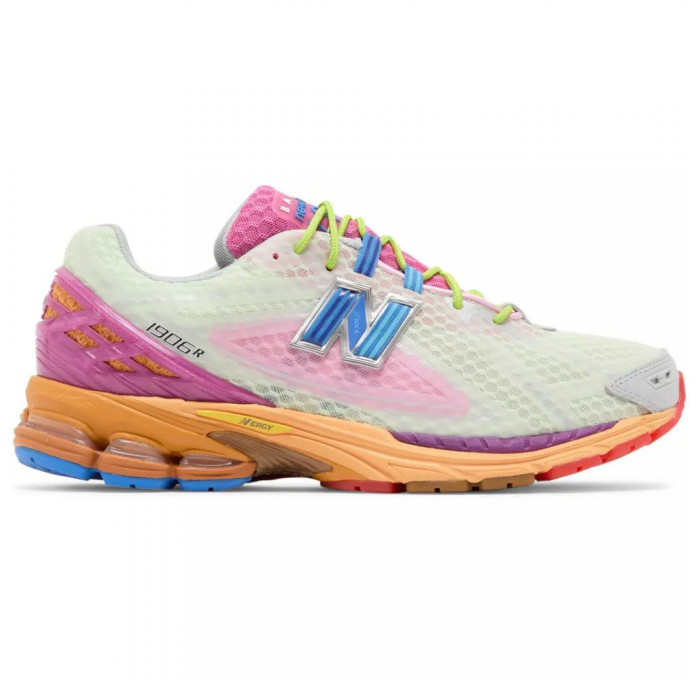 Кроссовки Action Bronson x New Balance 1906r Rosewater