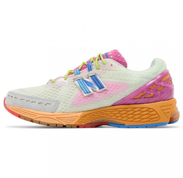 Кроссовки Action Bronson x New Balance 1906r Rosewater