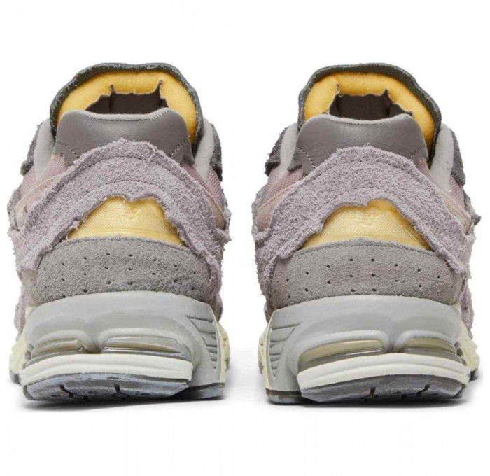 Кроссовки New Balance 2002r Lunar New Year