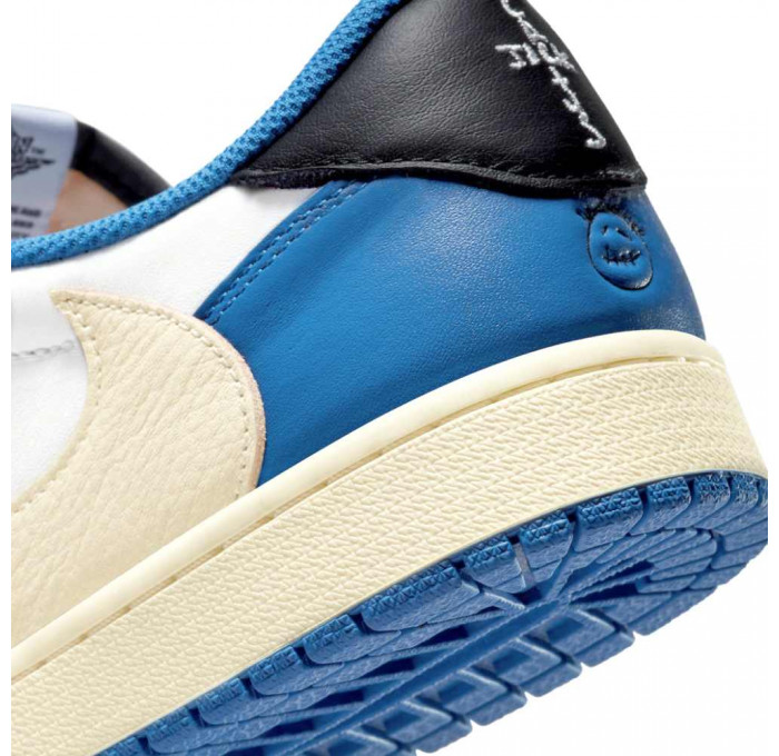 Кроссовки Nike Air Jordan 1 Retro Low Fragment x Travis Scott