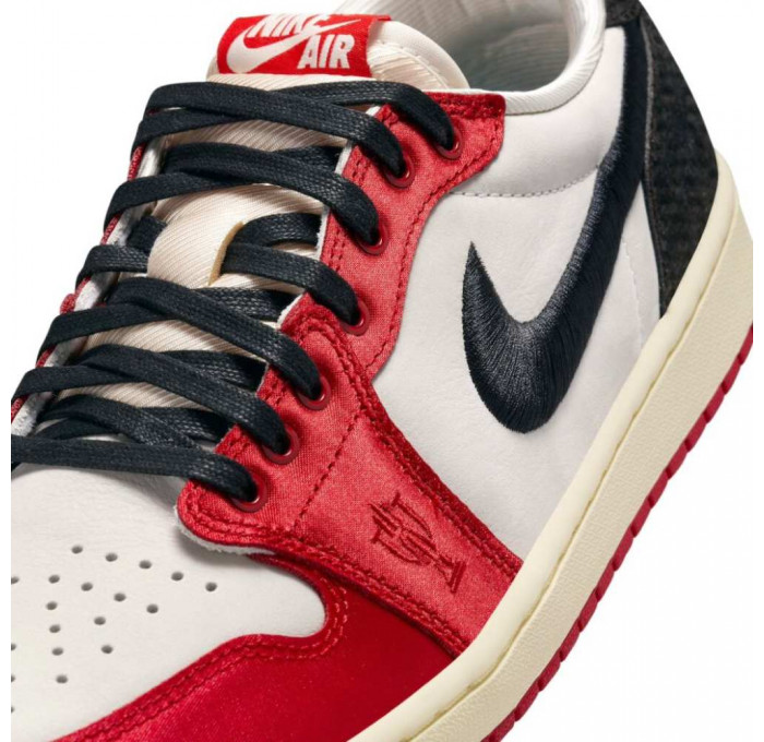 Кроссовки Nike Air Jordan 1 Low x Trophy Room Rookie Card-Away