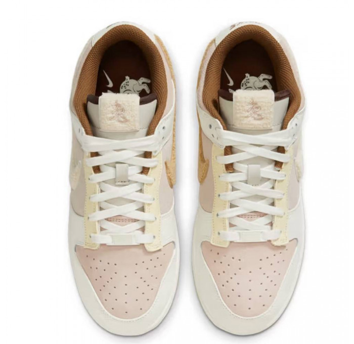 Кроссовки Nike Dunk Low Year Of The Rabbit