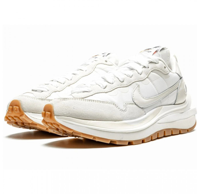 Кроссовки Nike x Sacai Vaporwaffle Sail Gum Sneaker
