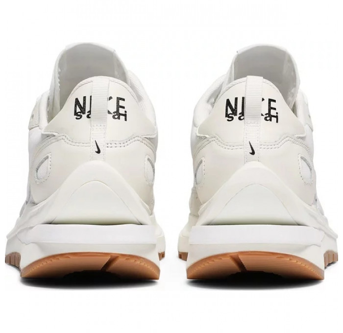 Кроссовки Nike x Sacai Vaporwaffle Sail Gum Sneaker